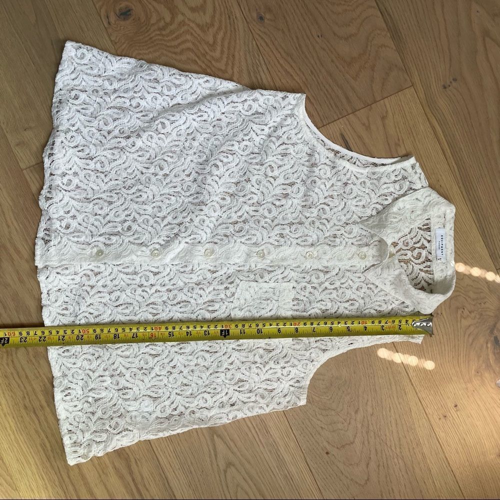 EQUIPMENT LACE SLEEVELESS TOP - Picture 12 of 14